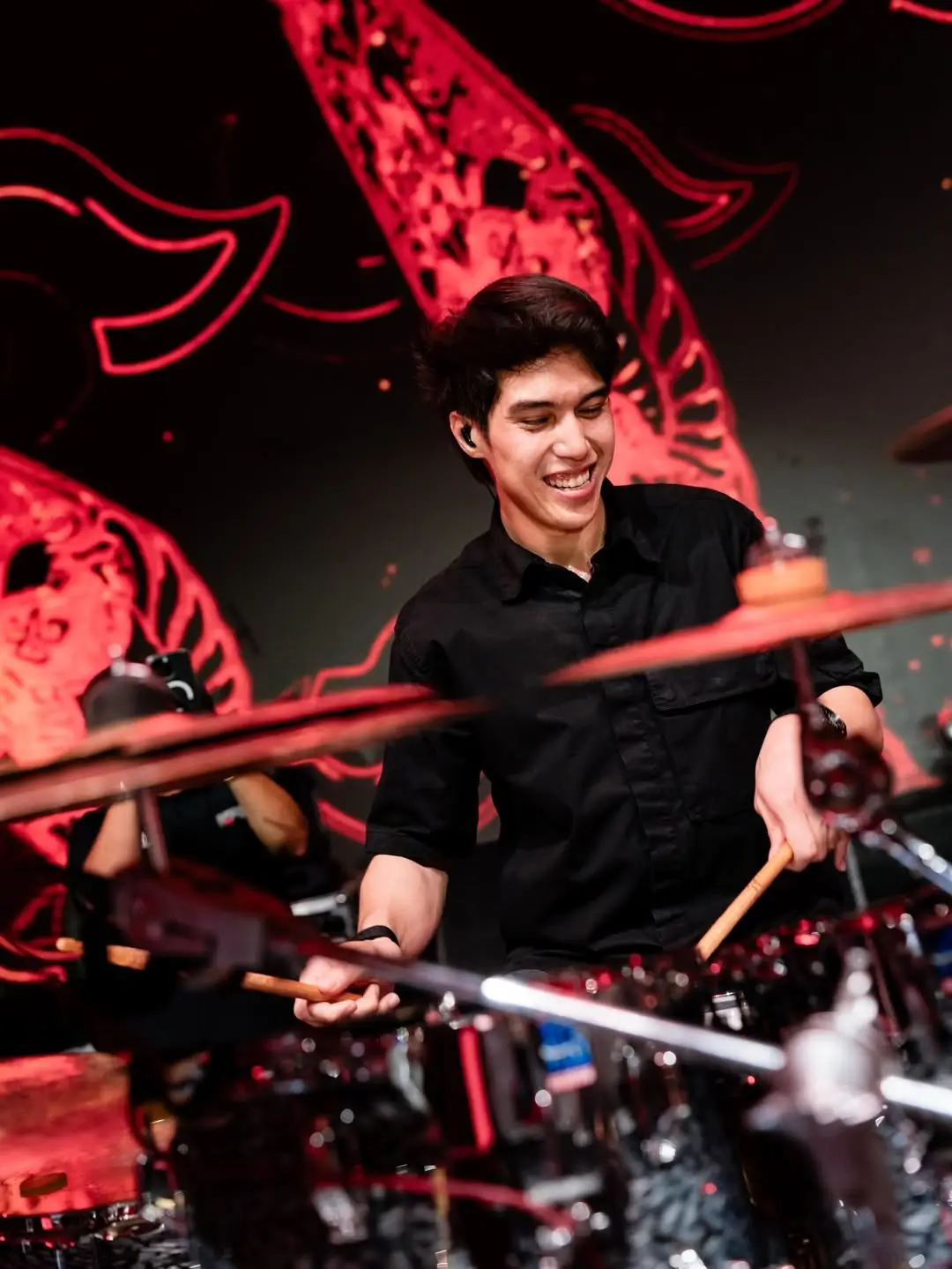 Profil El Rumi  Karier  Pendidikan dan Perjalanan Menikahi Syifa Hadju