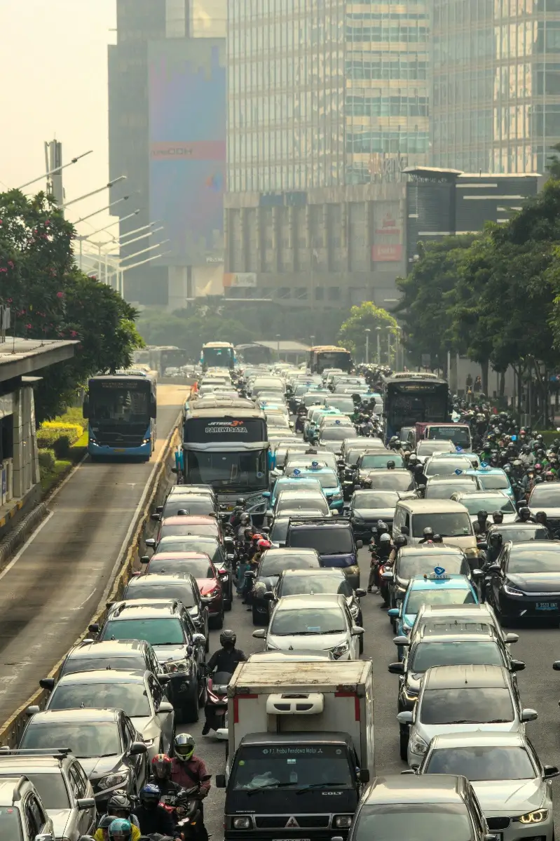 Sering Terjebak Macet Ini Dampaknya pada Mesin Mobil dan Cara Mengatasinya