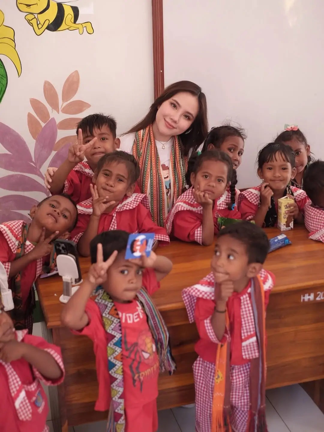 Salut  Ini Profil Agatha Chelsea  Artis Multitalenta yang Lanjutkan S2 di Harvard