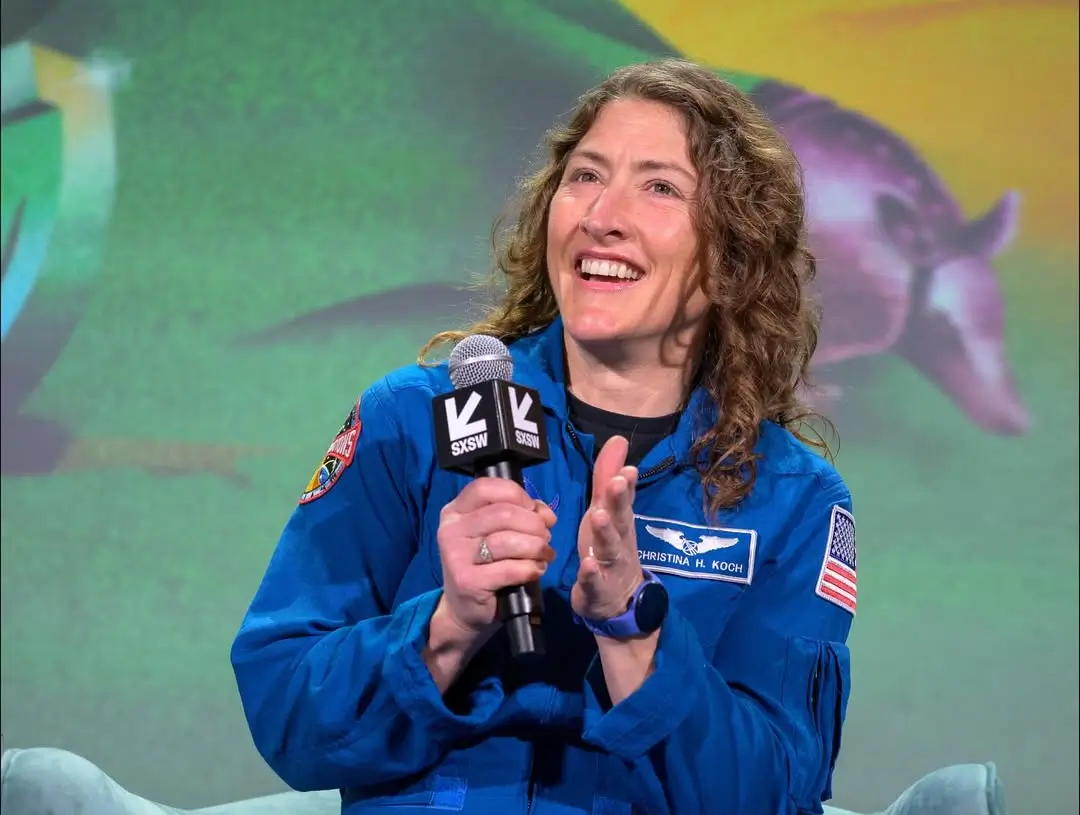 Inspiratif  Christina Koch Jadi Astronaut Perempuan Pertama yang Terbang Mengelilingi Bulan