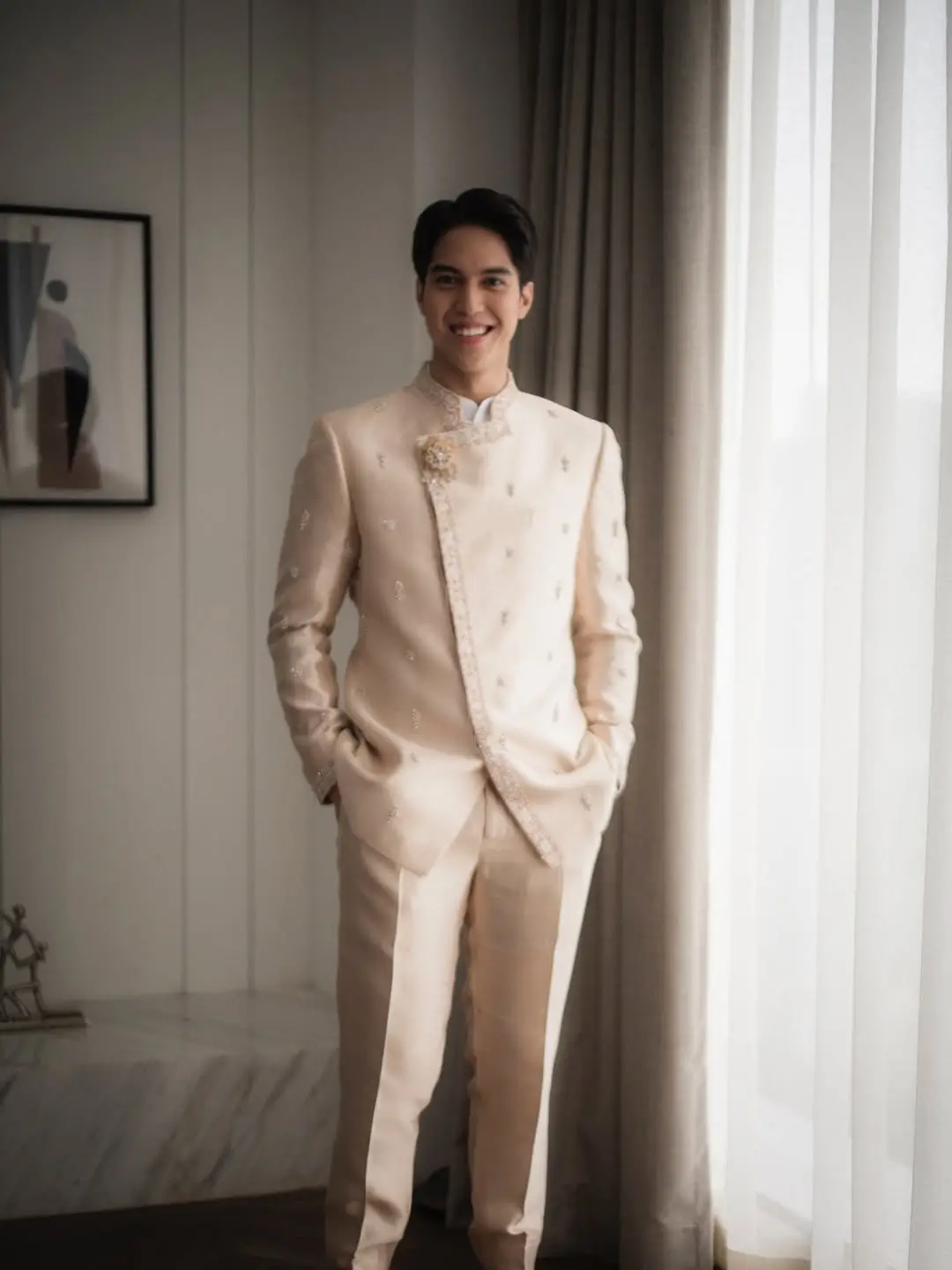 Profil El Rumi  Karier  Pendidikan dan Perjalanan Menikahi Syifa Hadju