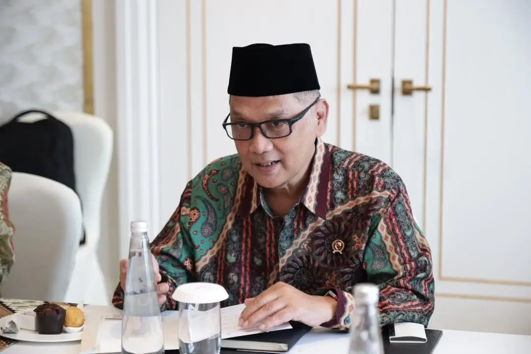 Wacana “War Tiket” Haji Masih Tahap Pembahasan, Pemerintah Pastikan Antrean Tidak Dihapus