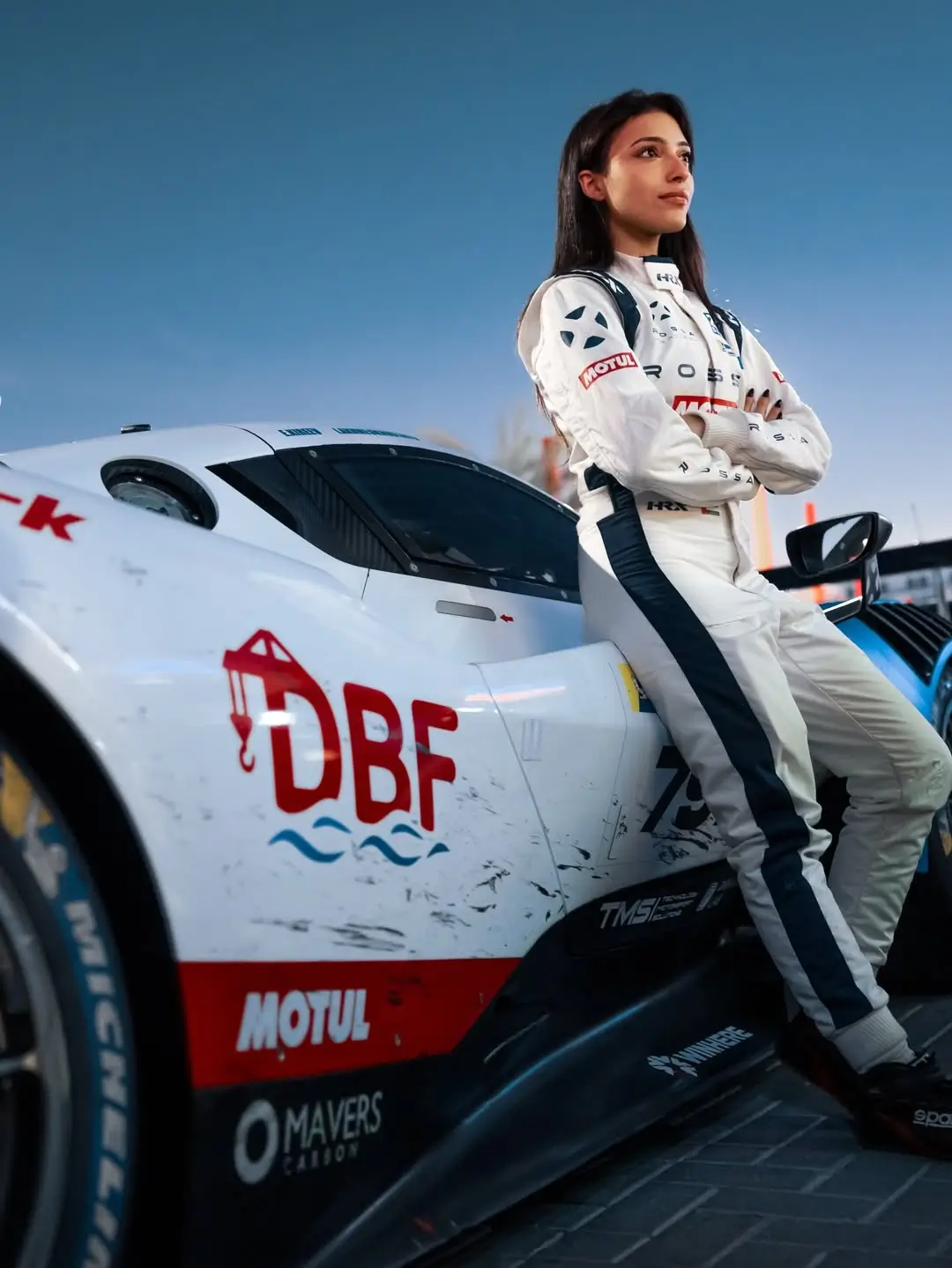 Amna Al Qubaisi  Pembalap Perempuan Arab yang Ukir Segudang Sejarah di Dunia Motorsport