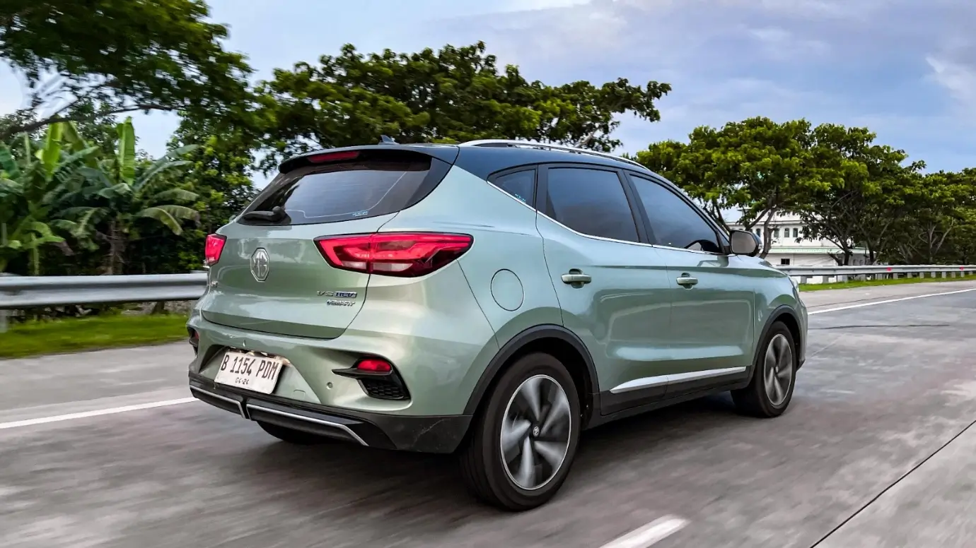 Mengulik Keunggulan Sederet Fitur Canggih Mobil Hybrid MG VS HEV