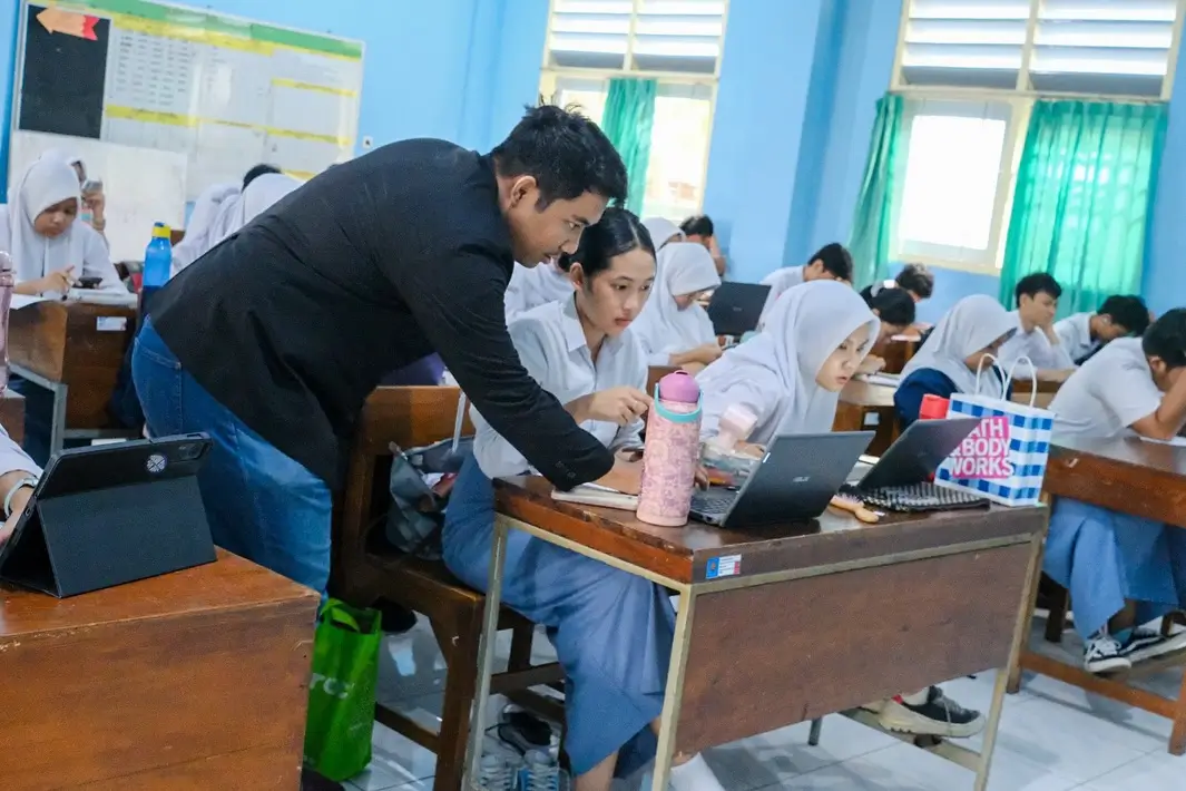 Tinggalkan Karier di Dunia Pertambangan demi Mendidik Siswa Lewat Skuling id  Ini Kisah Yudha Situmorang