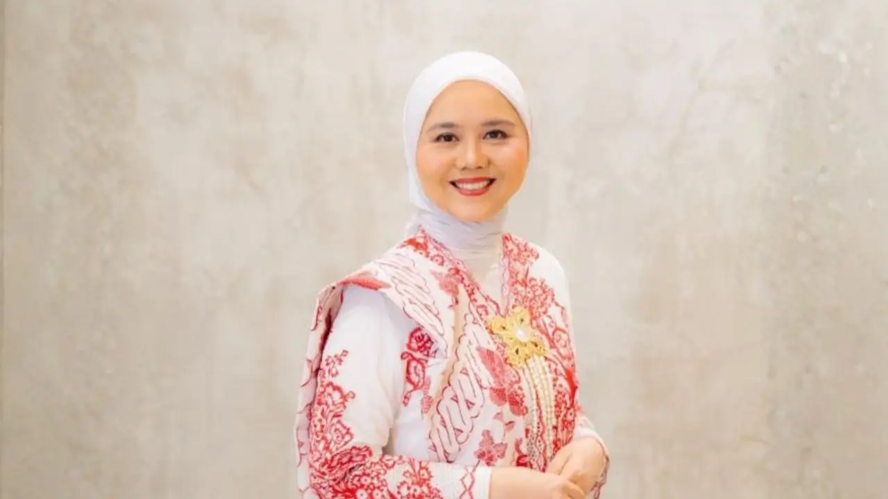 Selfie Dewiyanti (Foto: instagram.com/selfie_dewiyanti)