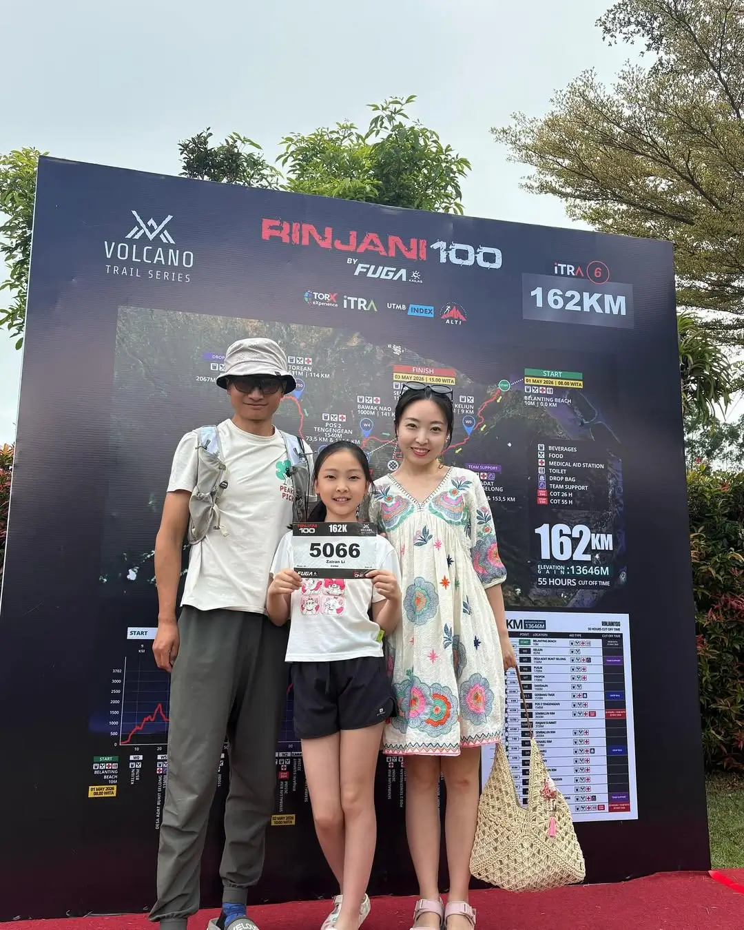 Pecahkan Rekor Rinjani 100 Ultra  Pelari China Zairan Li Tuntaskan 162K dalam 35 Jam
