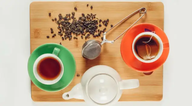 Ilustrasi perpaduan kopi dan teh (Foto: magnific.com/freepik)