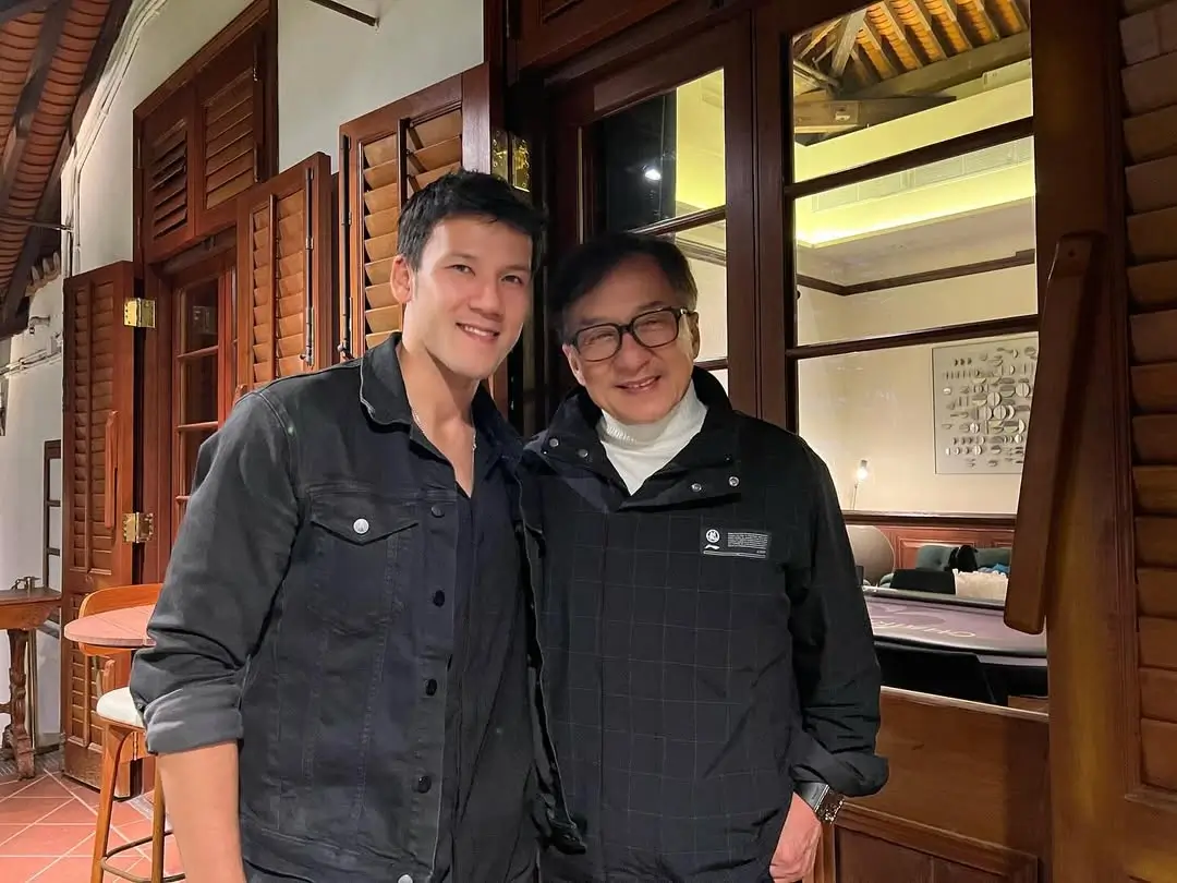 Mengenal Max Huang Aktor Keturunan Indonesia Pemeran Kung Lao di Film Mortal Kombat II