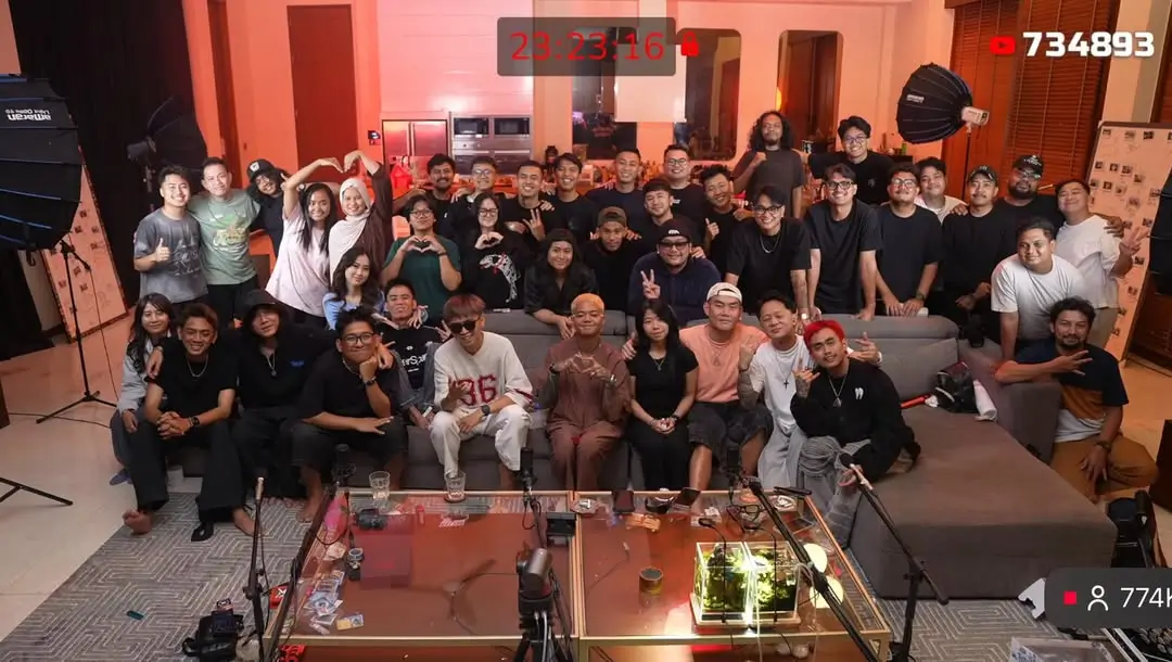 Foto: Live Streaming Marapthon (Instagram/@weareaaaclan)