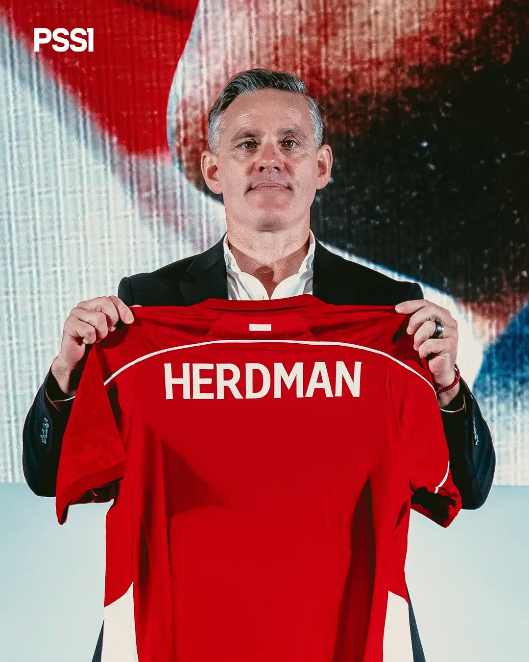 Pelatih Timnas Indonesia, John Herdman, tengah mencari pemain diaspora baru. Foto Instagram John Herdman.