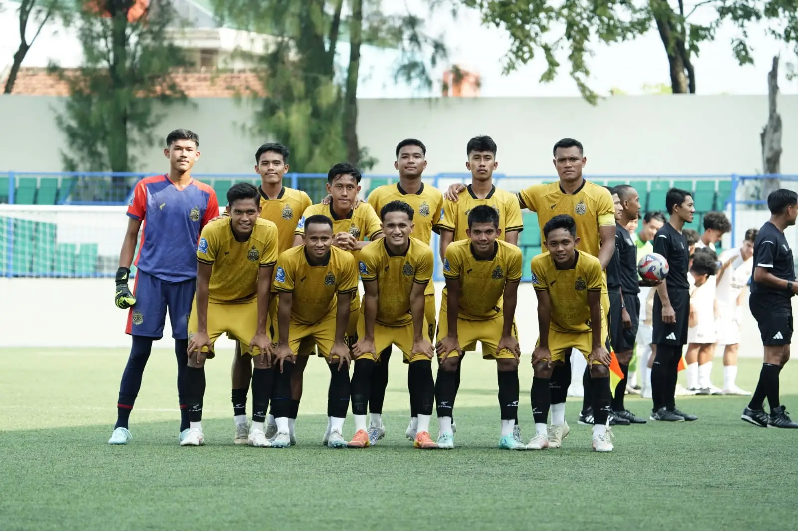 Insiden Tendangan Kungfu di EPA U 20  Fadly Alberto Dihukum Larangan Bermain 3 Tahun