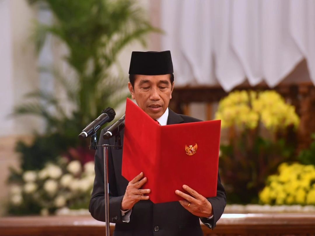 Lantik 12 Dubes, Presiden Jokowi Pesan agar Pastikan Pemilu di Luar Negeri Aman