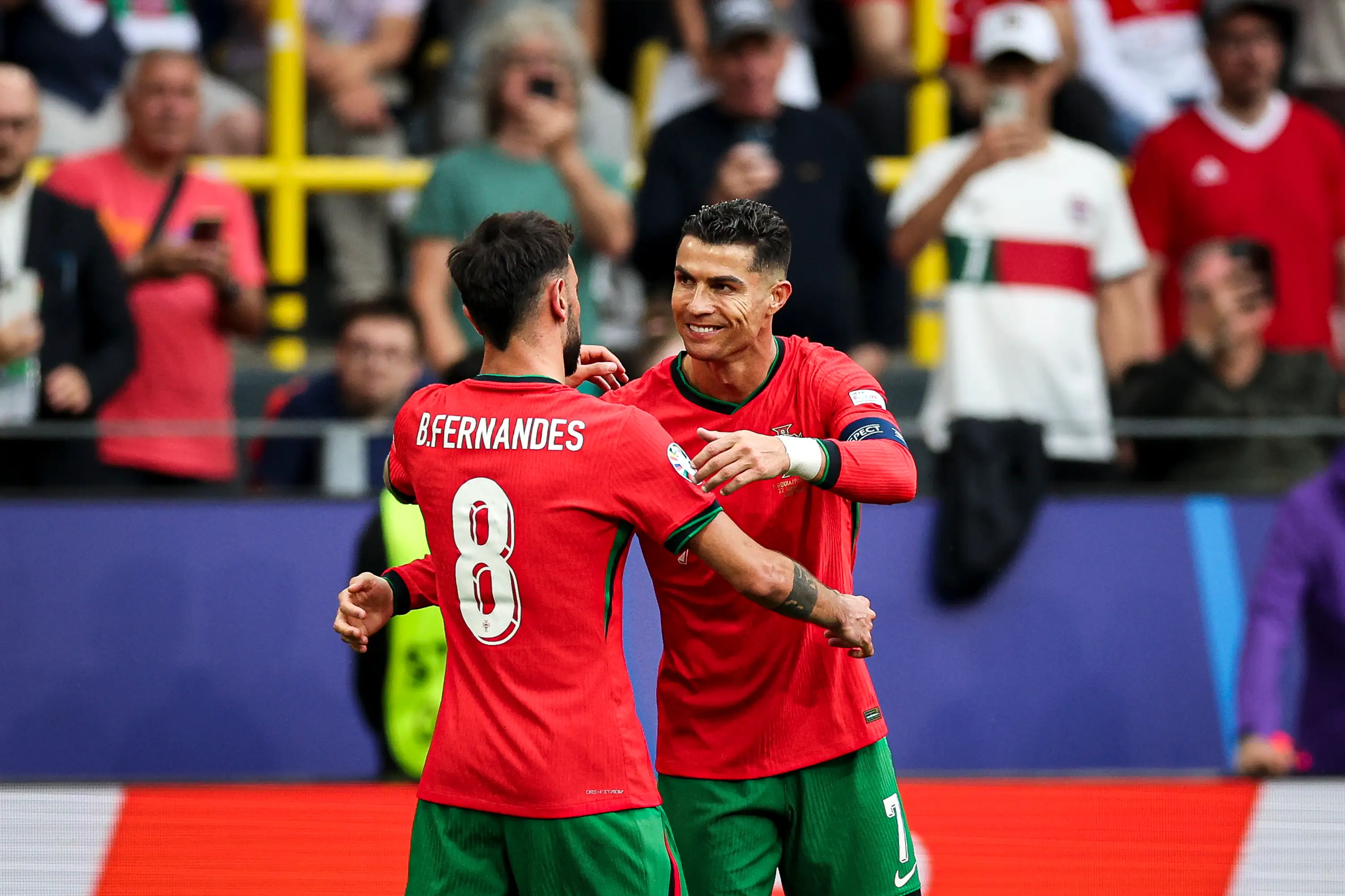 Cristiano Ronaldo Cetak Rekor di Euro  Jadi Pembuat Assist Terbanyak Diiringi Gol Bunuh Diri Konyol