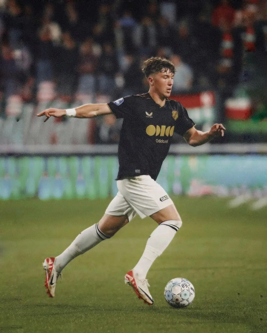 Shin Tae yong Ingin Naturalisasi Striker untuk Timnas Indonesia Jelang Putaran 3 Kualifikasi Piala Dunia 2026