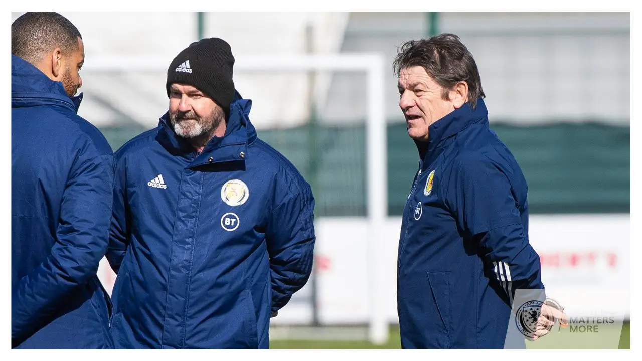 Rumor Liga 1  Asisten Pelatih Skotlandia di Euro 2024  John Carver Jadi Pengganti Thomas Doll di Persija 