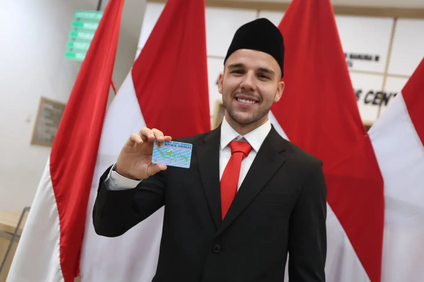 Profil Calvin Verdonk  Bek Klub NEC Nijmegen yang Resmi Jadi WNI
