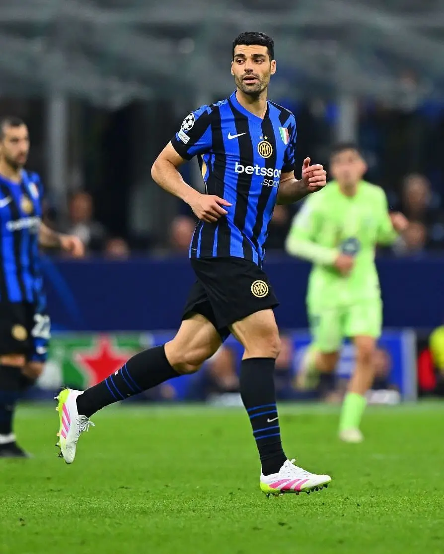 Striker Inter Milan, Mehdi Taremi, terjebak di perang Iran-Israel. Foto Instagram Mehdi Taremi.