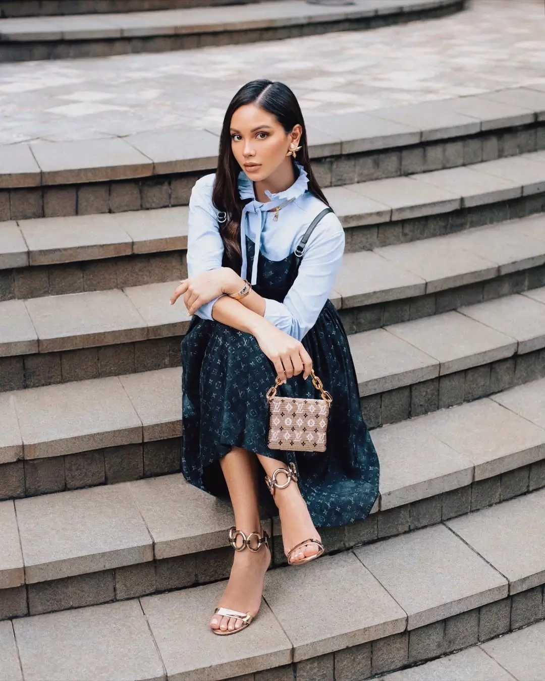 Elegan  Stylish  dan Chic  Ini 8 Inspirasi Outfit ala Alyssa Daguis   yang Baru Saja Menikah dengan Al Ghazali