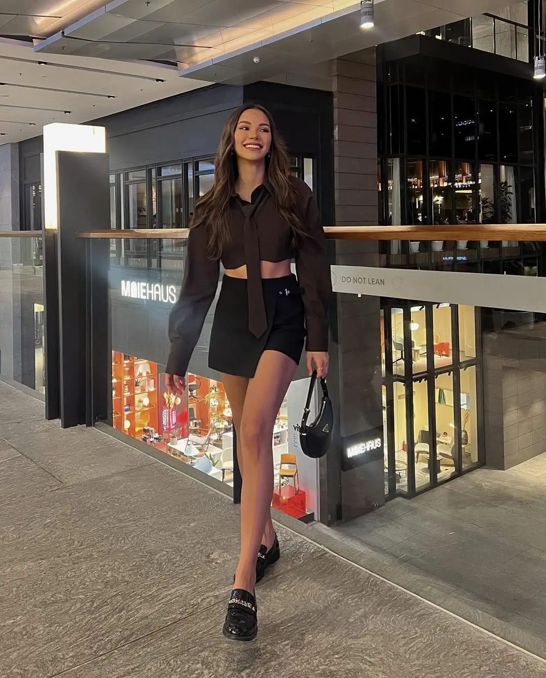 Elegan  Stylish  dan Chic  Ini 8 Inspirasi Outfit ala Alyssa Daguis   yang Baru Saja Menikah dengan Al Ghazali