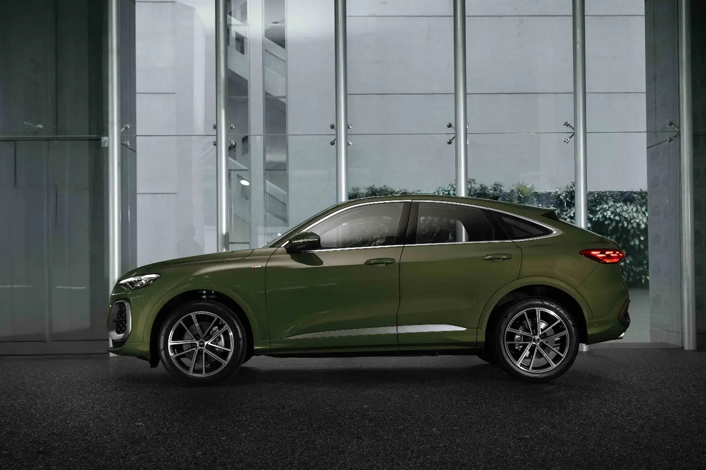 Audi Q5 Sportback Resmi Hadir di Indonesia Dibanderol Rp1 9 Miliar Intip Spesifikasinya