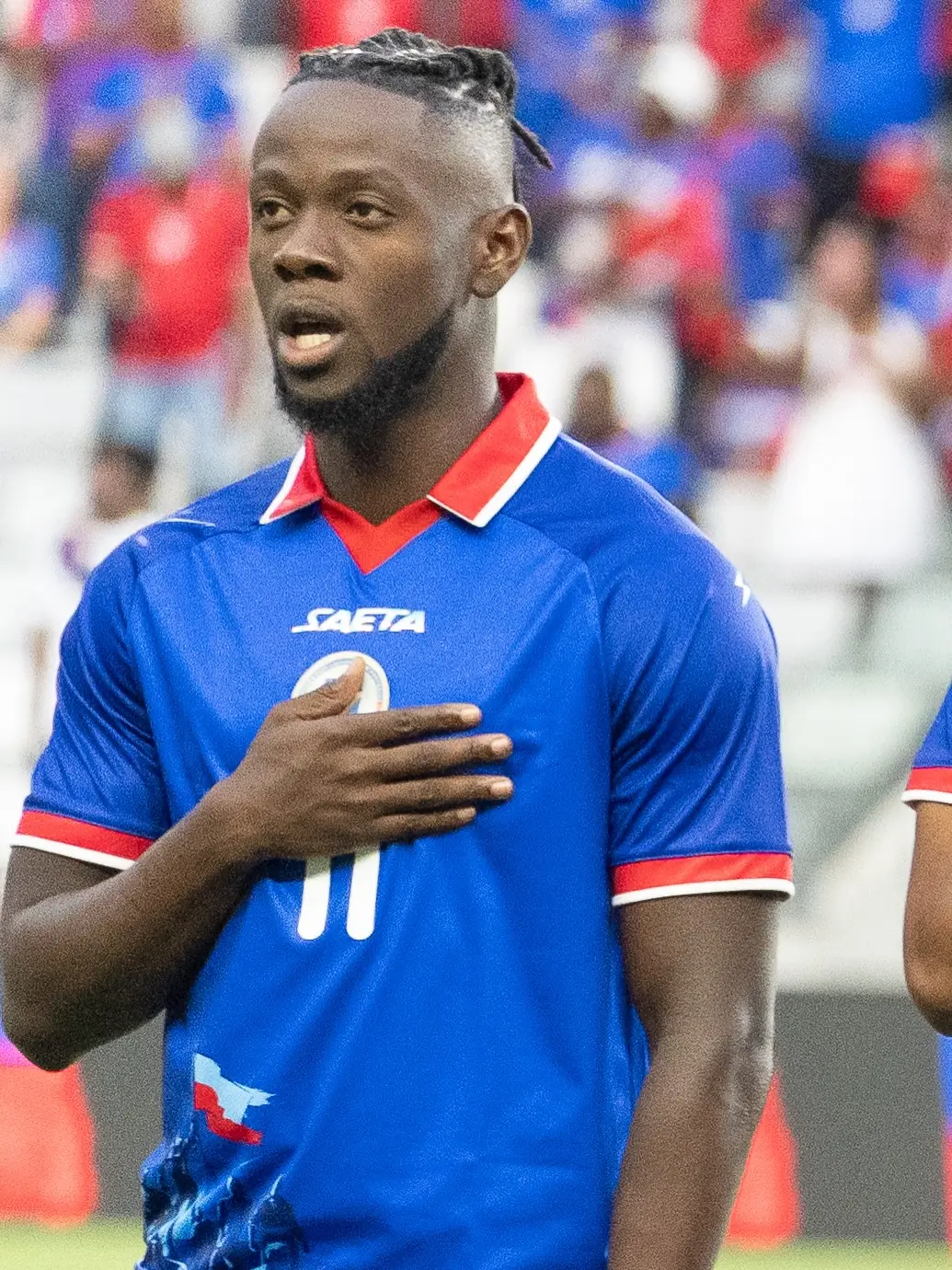 Desain awal jersey Timnas Haiti diketahui menampilkan ilustrasi Pertempuran Vertières tahun 1803. Foto Federasi Sepak Bola Haiti.