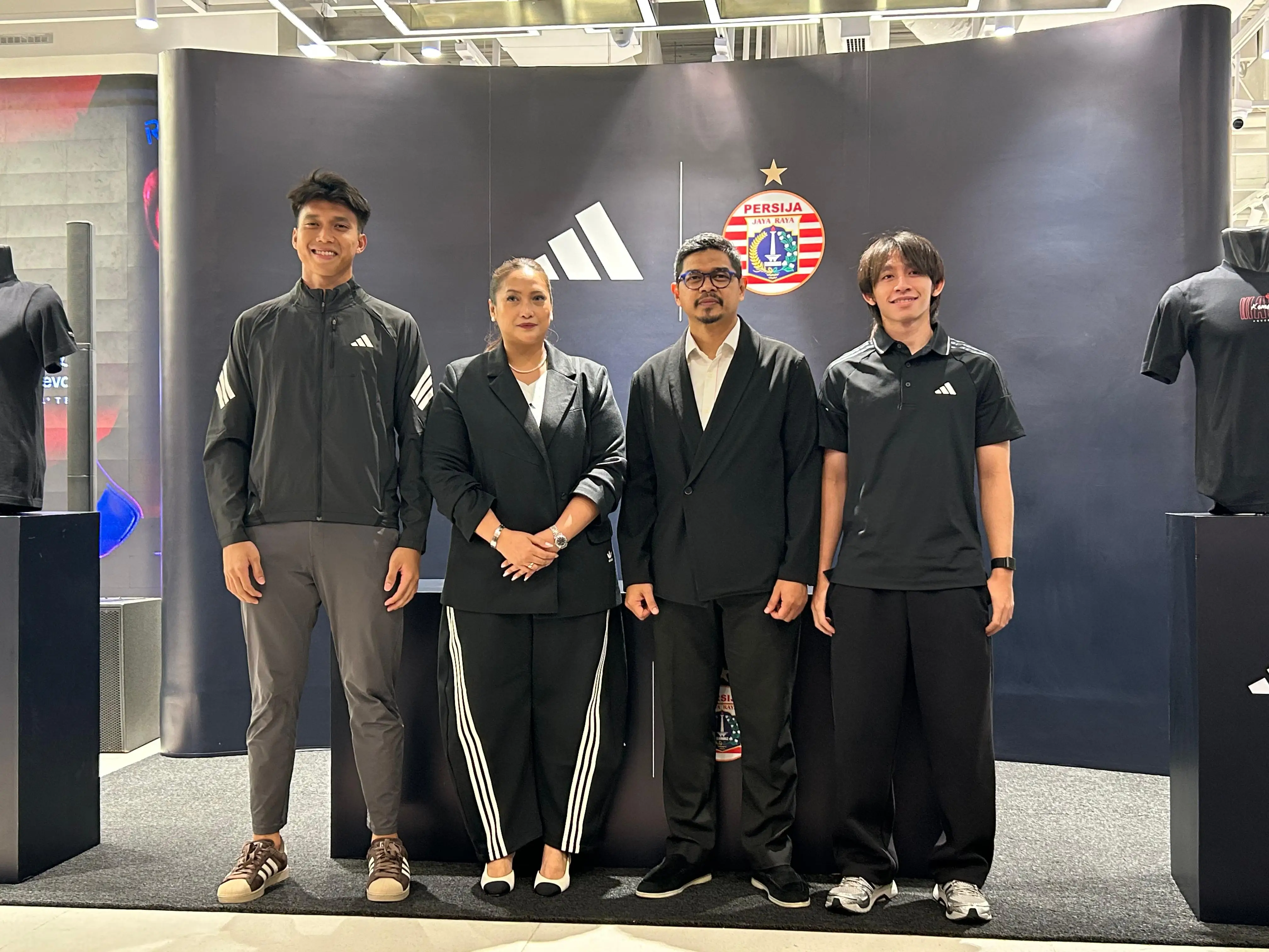 Persija Jakarta resmi menjalin kerja sama jangka panjang dengan Adidas yang disepakati berlangsung selama lima tahun ke depan di Jakarta, Senin, 22 Juni 2026. Foto Adidas.