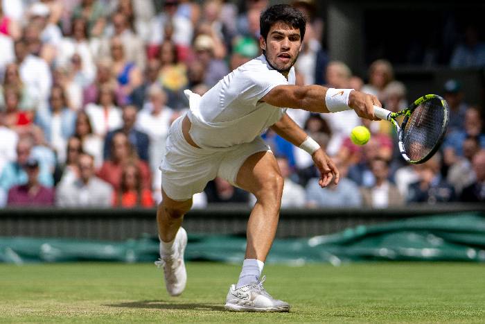 Wow  Petenis Spanyol Carlos Alcaraz Menangkan Grand Slam Wimbledon Pertamanya di usia 20 tahun