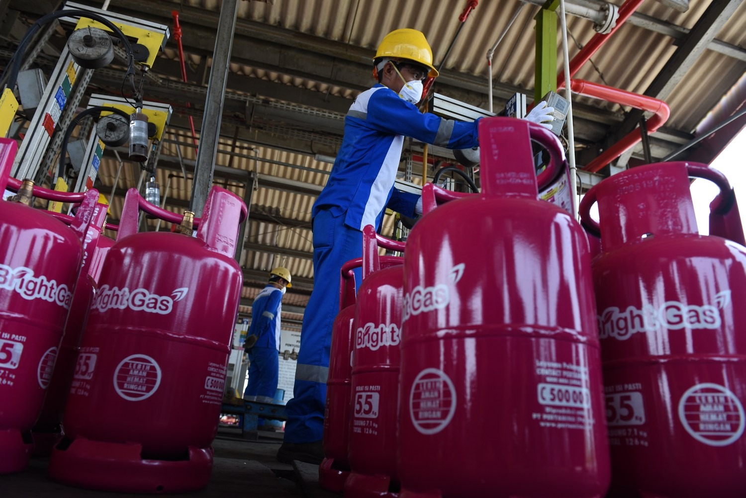 Pertamina Turunkan Harga LPG 5,5 Kg dan 12 Kg