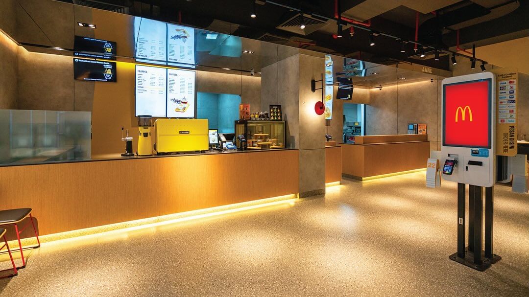 Legend is Back  McDonald   s Buka Gerai McDonald   s Thamrin Jaya