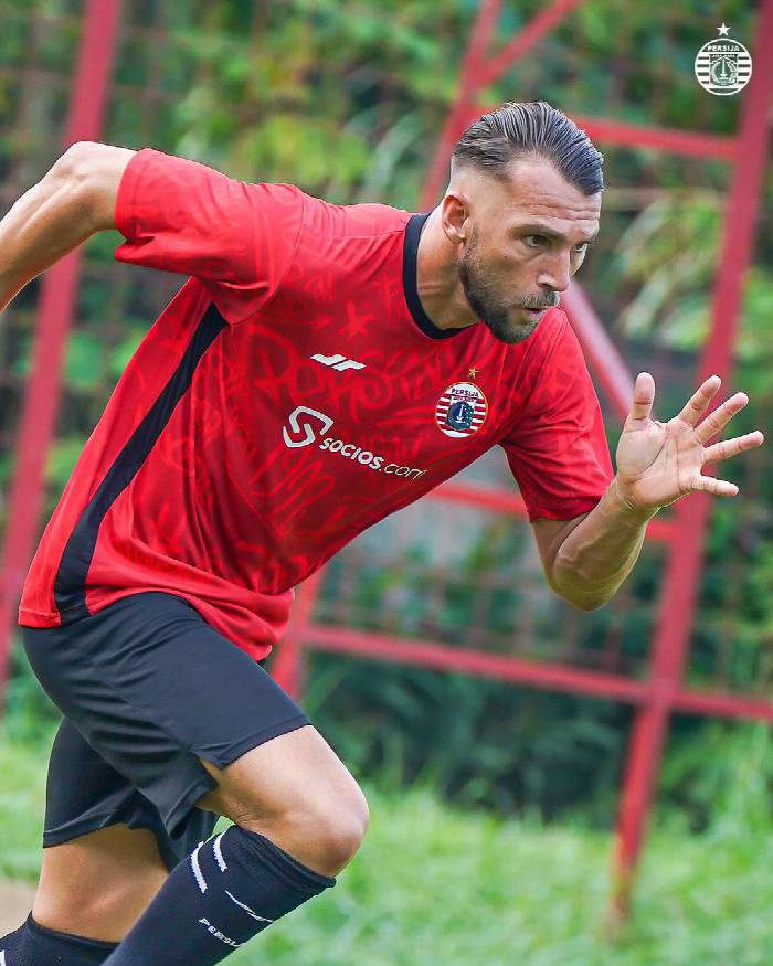 Marko Simic Tinggalkan Persija untuk Pergi ke Serbia  Thomas Doll Pusing 7 Keliling