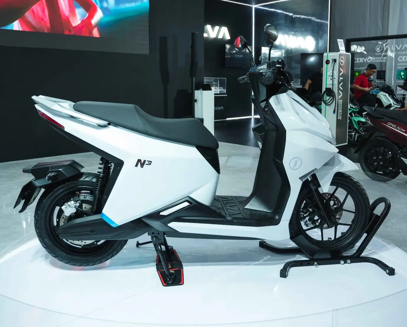 Meluncur di GIIAS 2024  Ini Spesifikasi Motor Listrik Alva N3