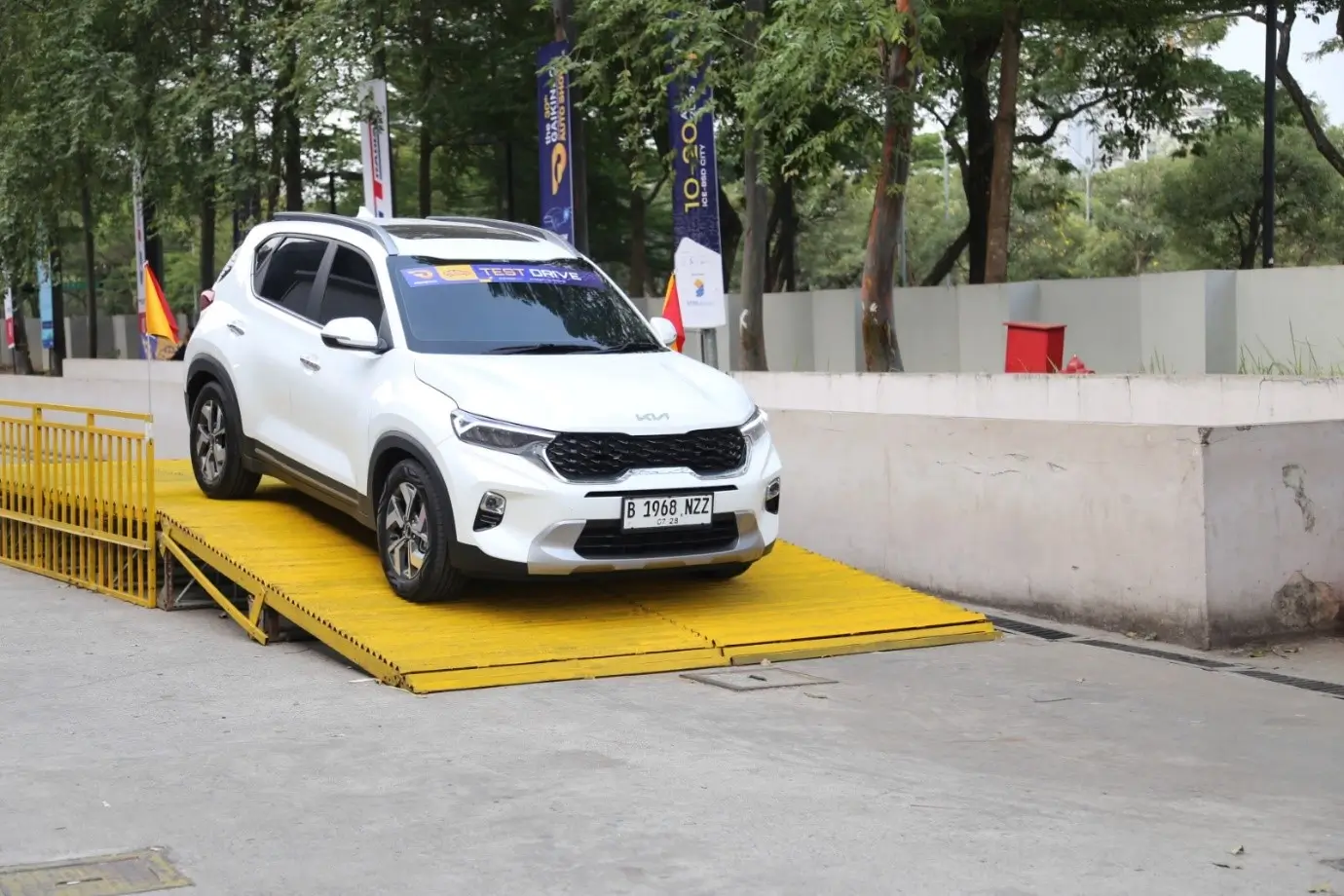 Ilustrasi test drive di GIIAS. (Foto: Istimewa)