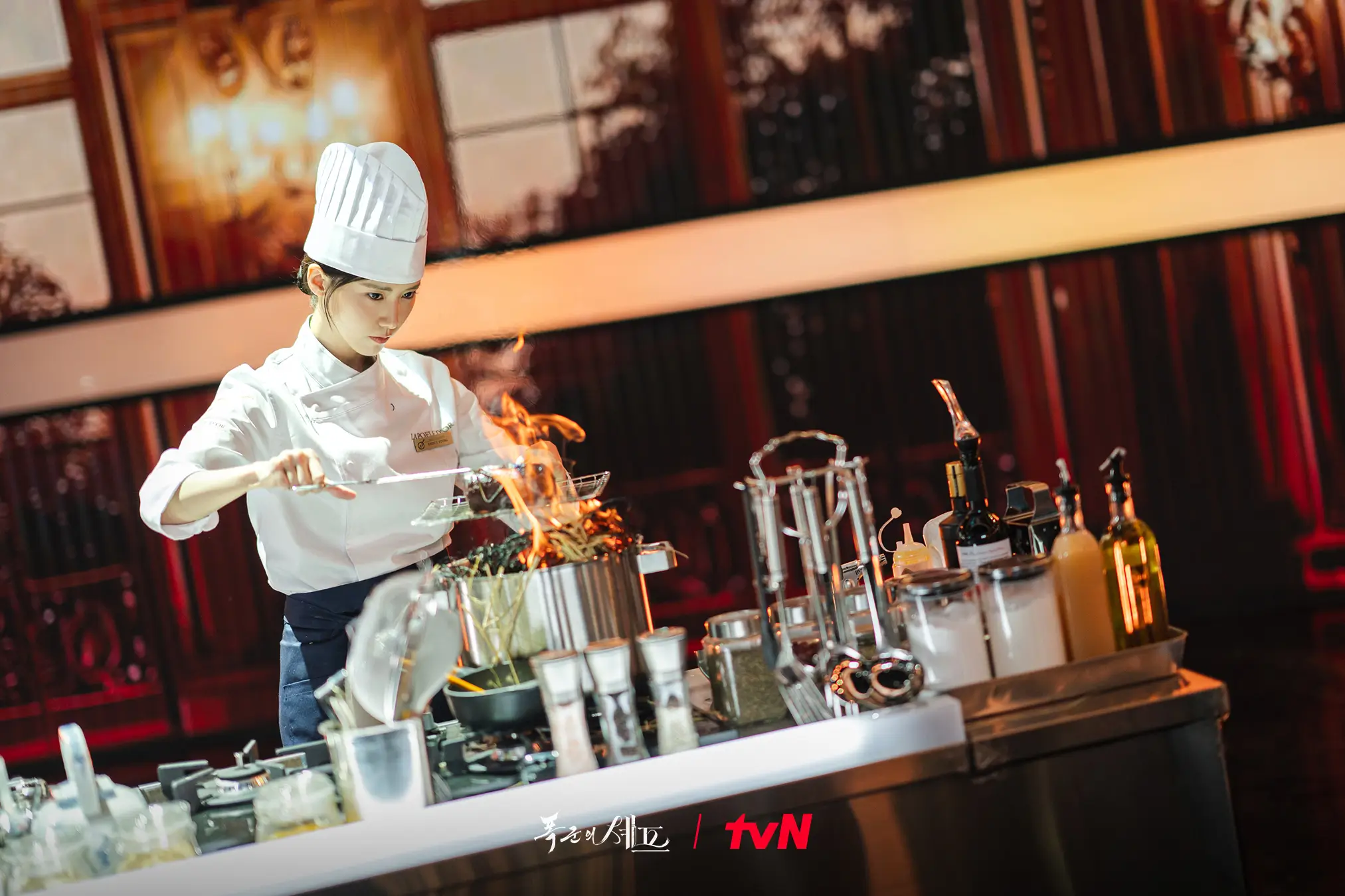 Lim Yoona sebagai Yeon Ji-Young dalam Bon Appétit, Your Majesty (x.com/CJnDrama)