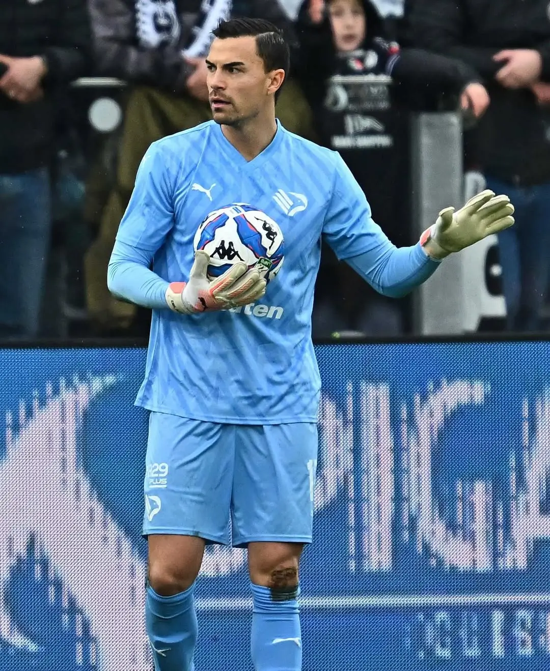 Jay Idzes dan Emil Audero  2 Pemain Timnas Indonesia Didekati Genoa dan Cremonese