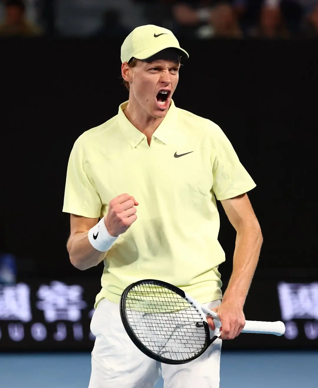 Ukir Sejarah Baru  Jannik Sinner Jadi Petenis Italia Pertama yang Menangkan Wimbledon