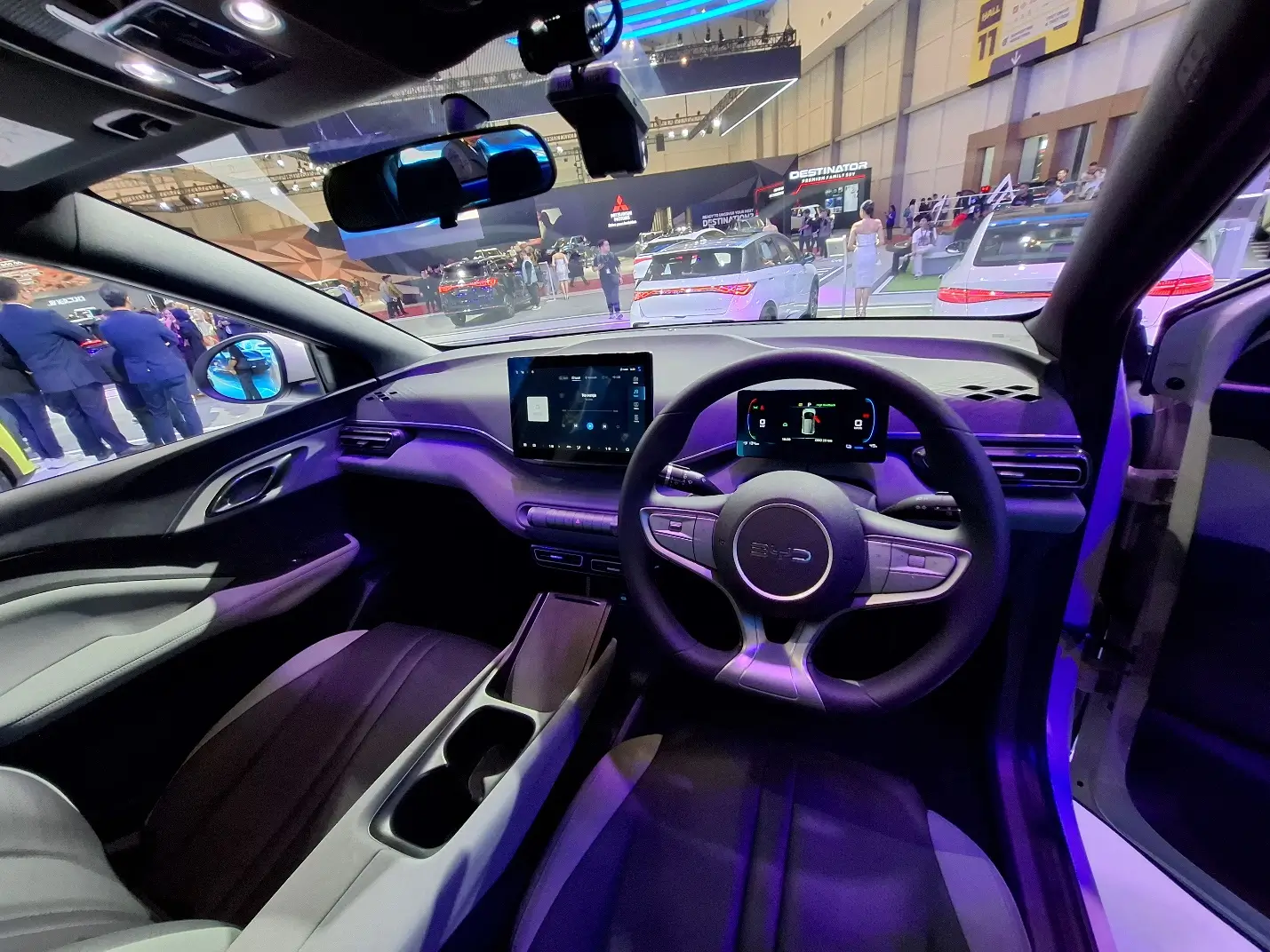 Dijual Mulai Rp195 Juta  Ini Spesifikasi Lengkap Mobil Listrik BYD Atto 1 yang Meluncur di GIIAS 2025