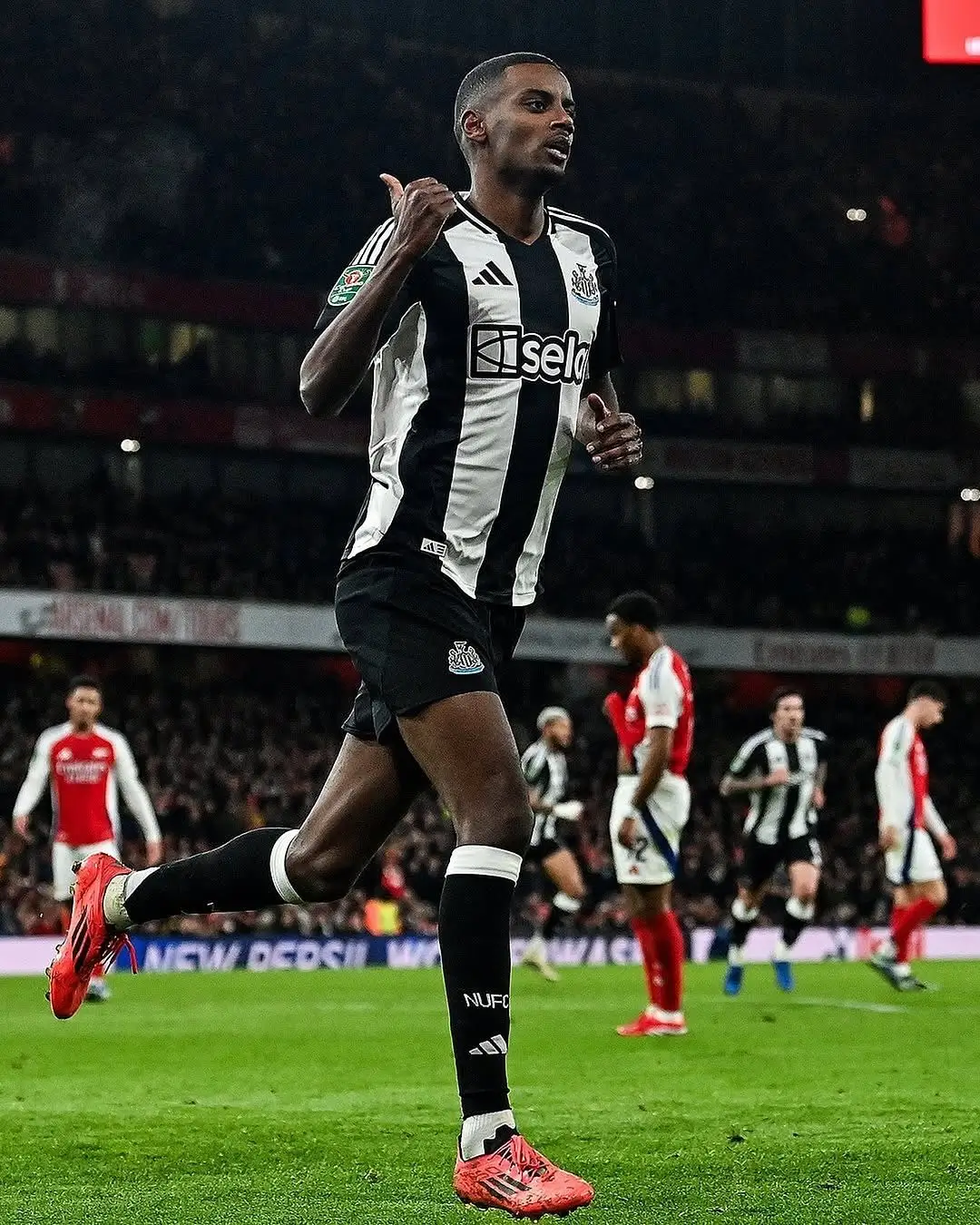 Membayangkan Betapa Dahsyatnya Lini Depan Liverpool dengan Duo Alexander Isak Hugo Ekitike Seharga Rp4 6 Triliun