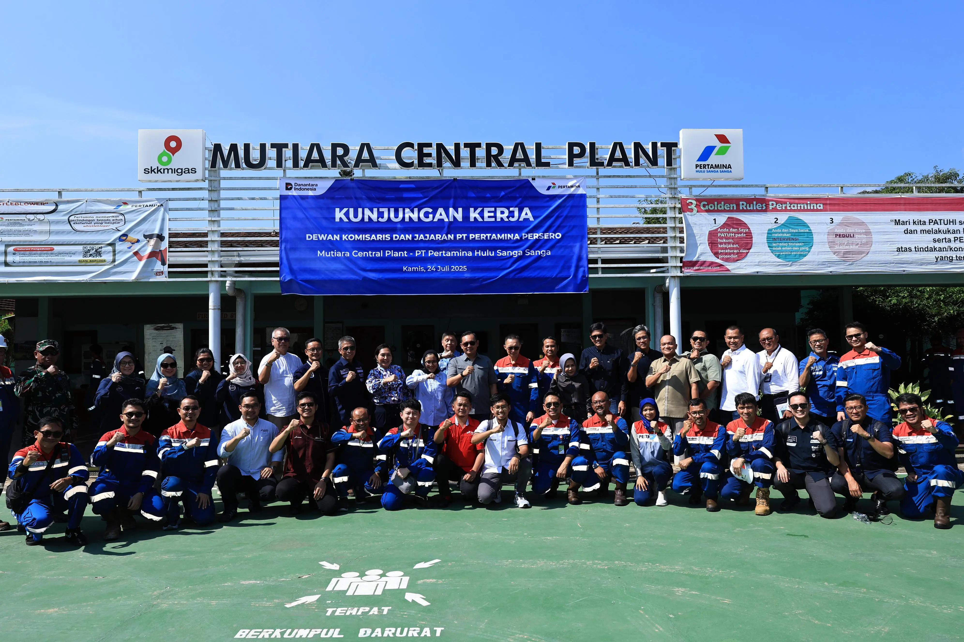 Dewan Komisaris Pertamina melakukan tinjauan kerja ke Lapangan Mutiara Central Plant, PT Pertamina Hulu Sanga Sanga (PHSS) di Kutai Kartanegara, Kalimantan Timur. (Foto: Dok. Pertamina)