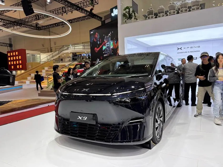 Debut Perdana di GIIAS 2025  XPeng Hadirkan X9 Rakitan Lokal hingga Mobil Terbang yang Curi Perhatian