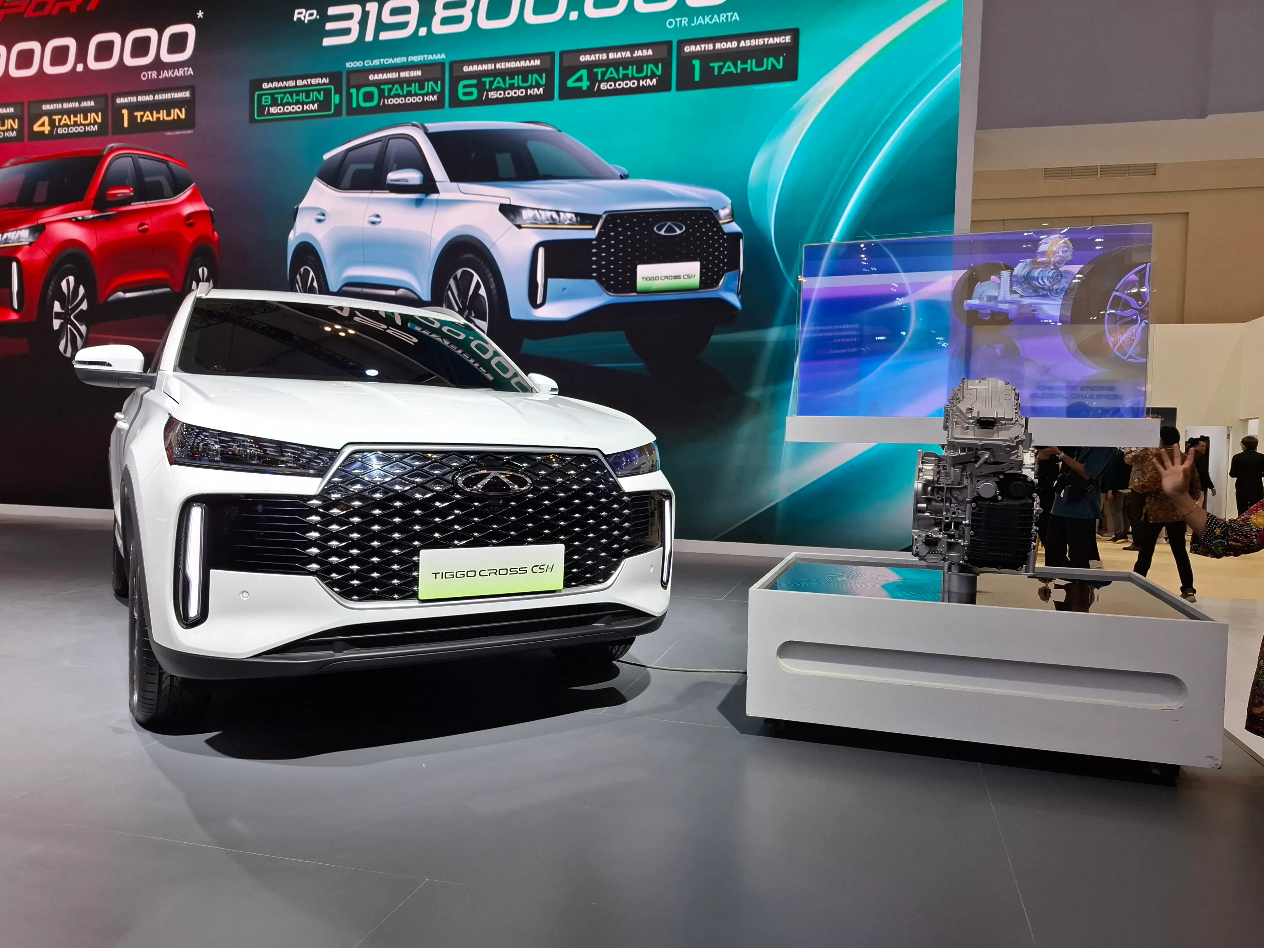 Chery Tiggo Cross CSH Hybrid di GIIAS 2025. (Foto: ThePhrase.id/Firda Ayu)