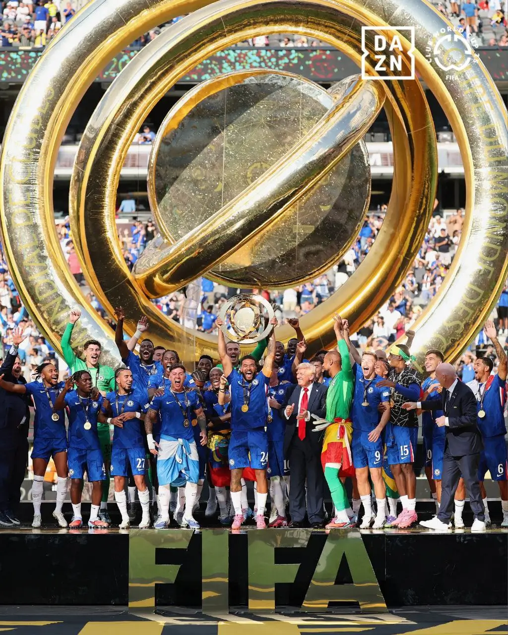 Chelsea sukses menjuarai Piala Dunia Antarklub 2025 seusai membantai PSG. Foto DAZN.