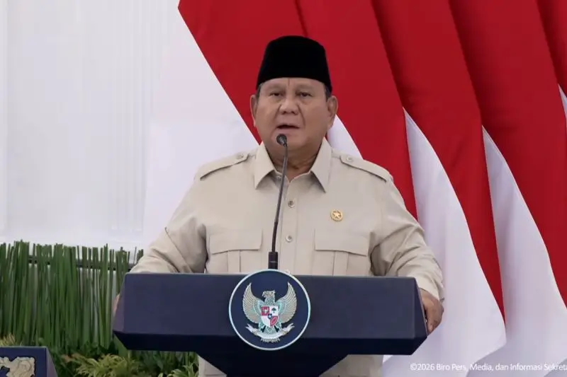 Presiden Prabowo Subianto meresmikan peletakan batu pertama Proyek LNG Abadi Masela, di Jakarta, Kamis (16/7). (Foto: ANTARA/HO-YouTube/Aditya Ramadhan)