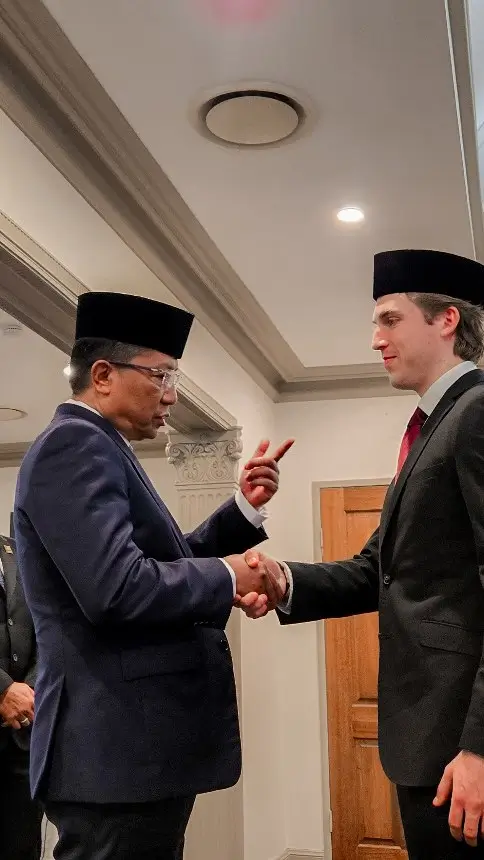 Ole Romeny harus melepas kewarganegaraan Belanda demi menjadi WNI. Foto Instagram Ole Romeny.