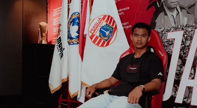  Kepindahan Pratama Arhan ke Persija Jakarta setelah mengakhiri kebersamaannya dengan klub Thailand, True Bangkok United, memunculkan pembahasan baru. (Foto: Instagram Pratama Arhan)