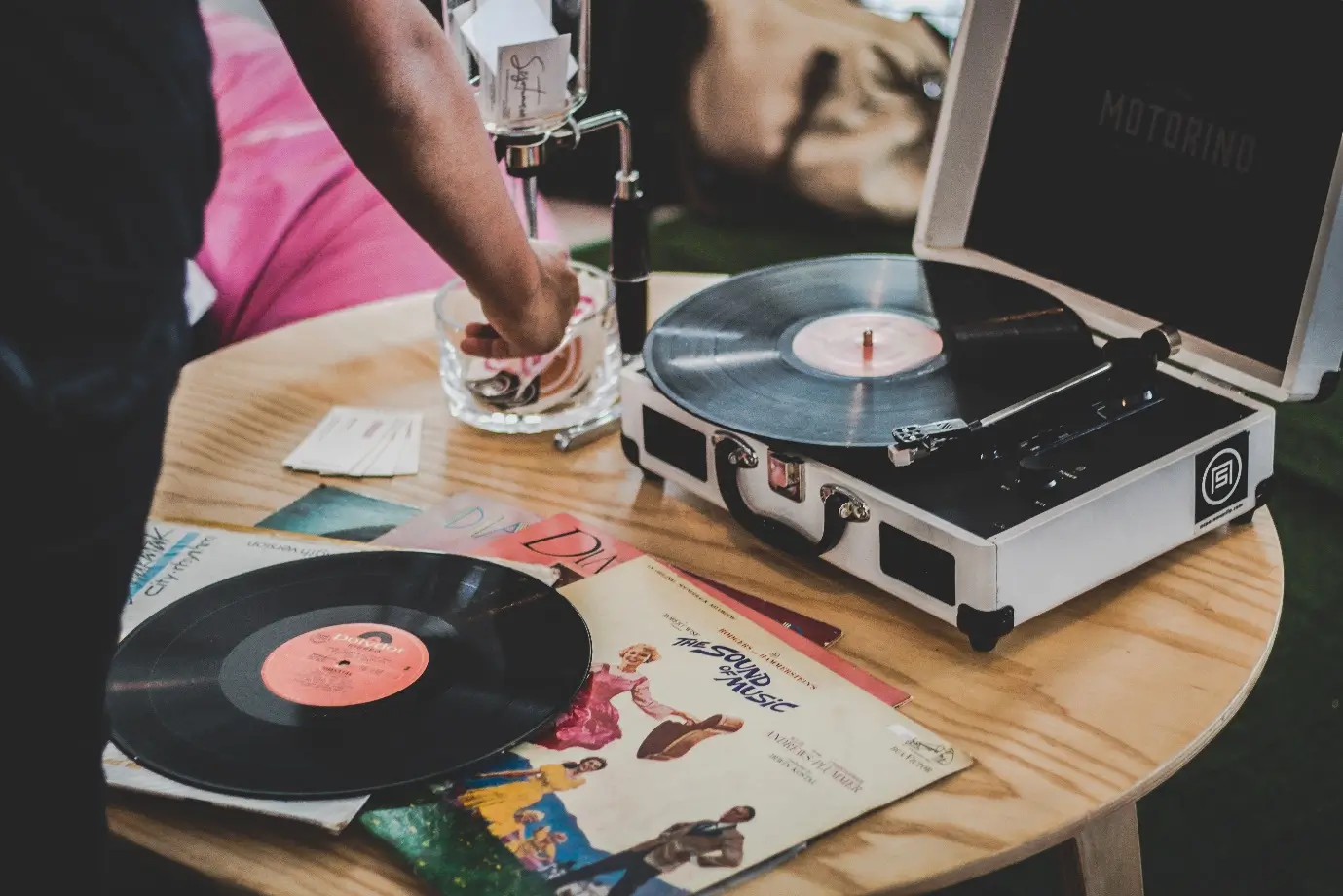 Mengapa Vinyl Tak Pernah Sepi Peminat dan Terus Eksis 