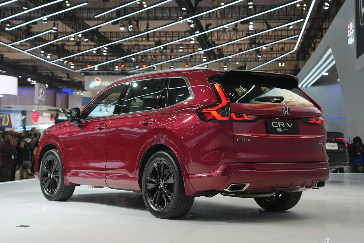 Honda CR V Generasi Keenam Meluncur di GIIAS 2023 dengan Varian Hybrid