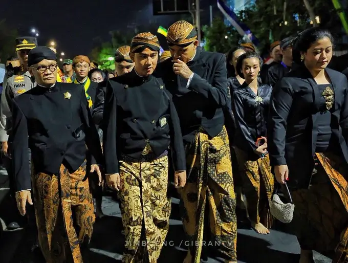 Gibran Sebut Dirinya Tak Mungkin Dampingi Ganjar Pranowo sebagai Cawapres