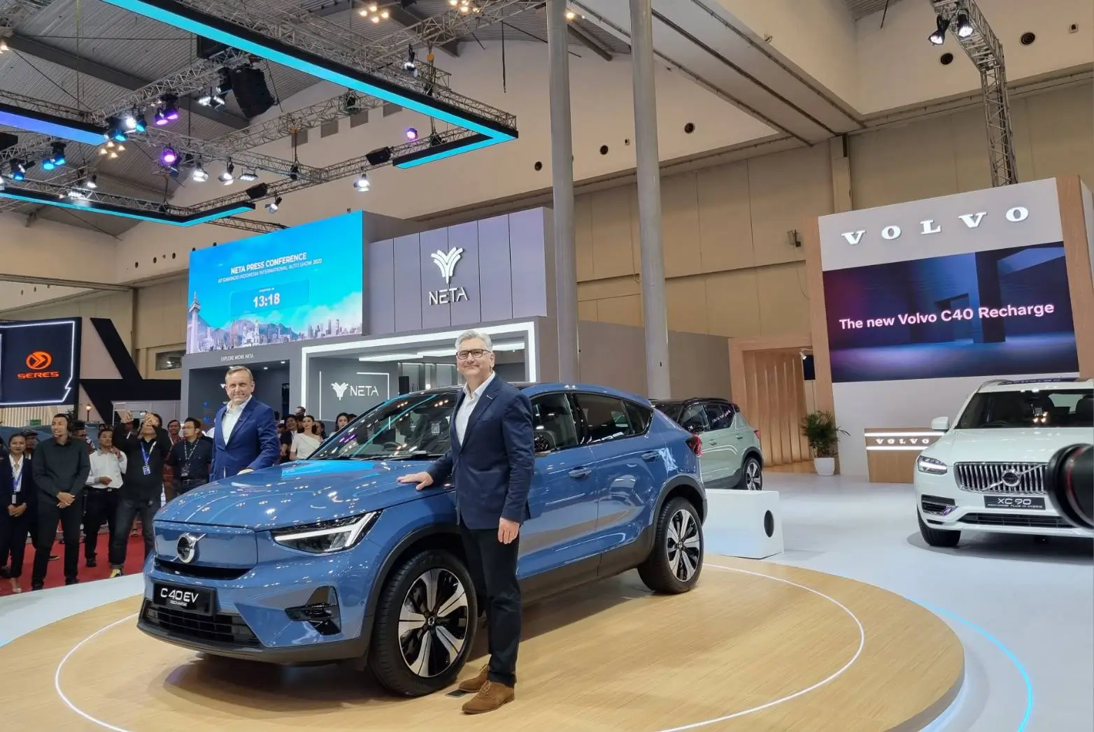 Volvo Cars Resmi Kembali Hadir di Indonesia  Pamerkan Lini Kendaraan Listrik di GIIAS 2023