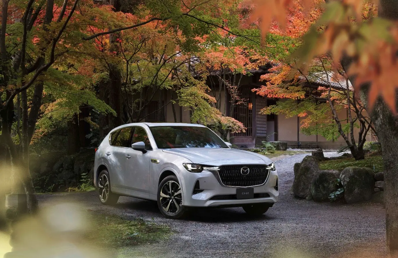 Mazda Luncurkan SUV Flagship CX 60 di Indonesia  Harga Rp1 18 Miliar